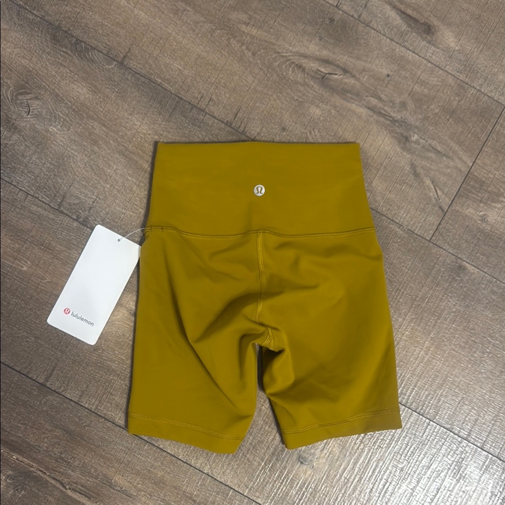 Lululemon Wunder Train High Rise Short 6”